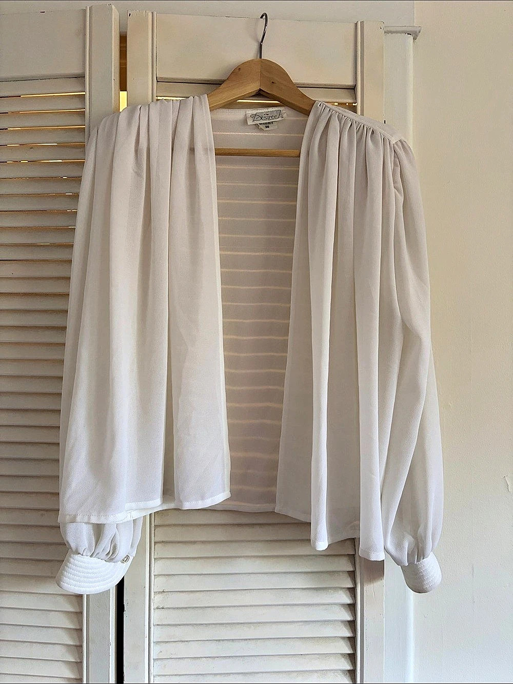Vintage Desiree White Puff Sleeve Blouse Size medium